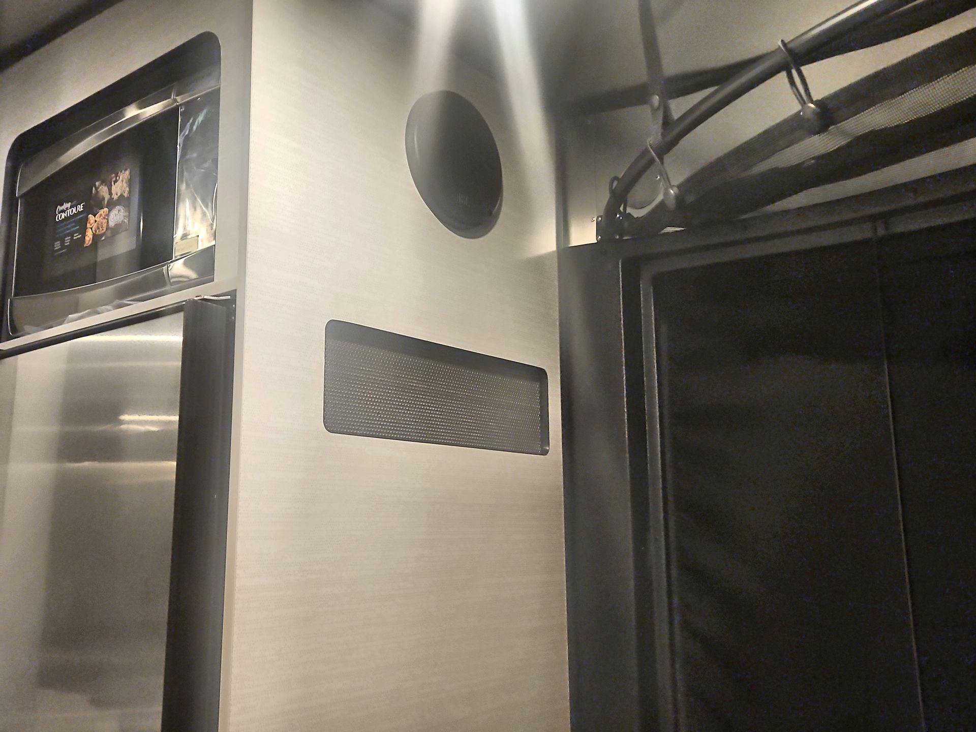 2026 Airstream 20Xe Base