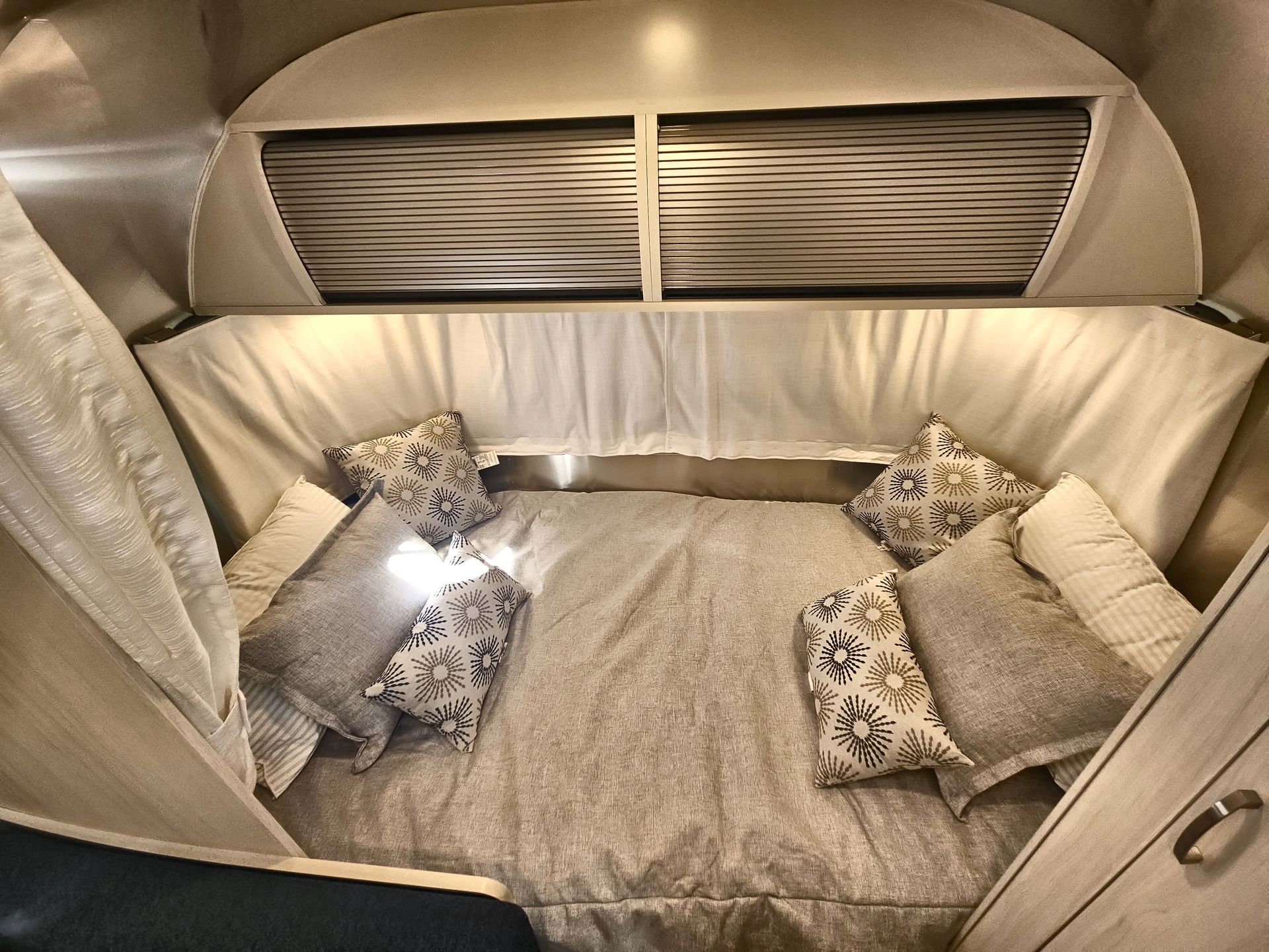 2025 Airstream 20FB Base