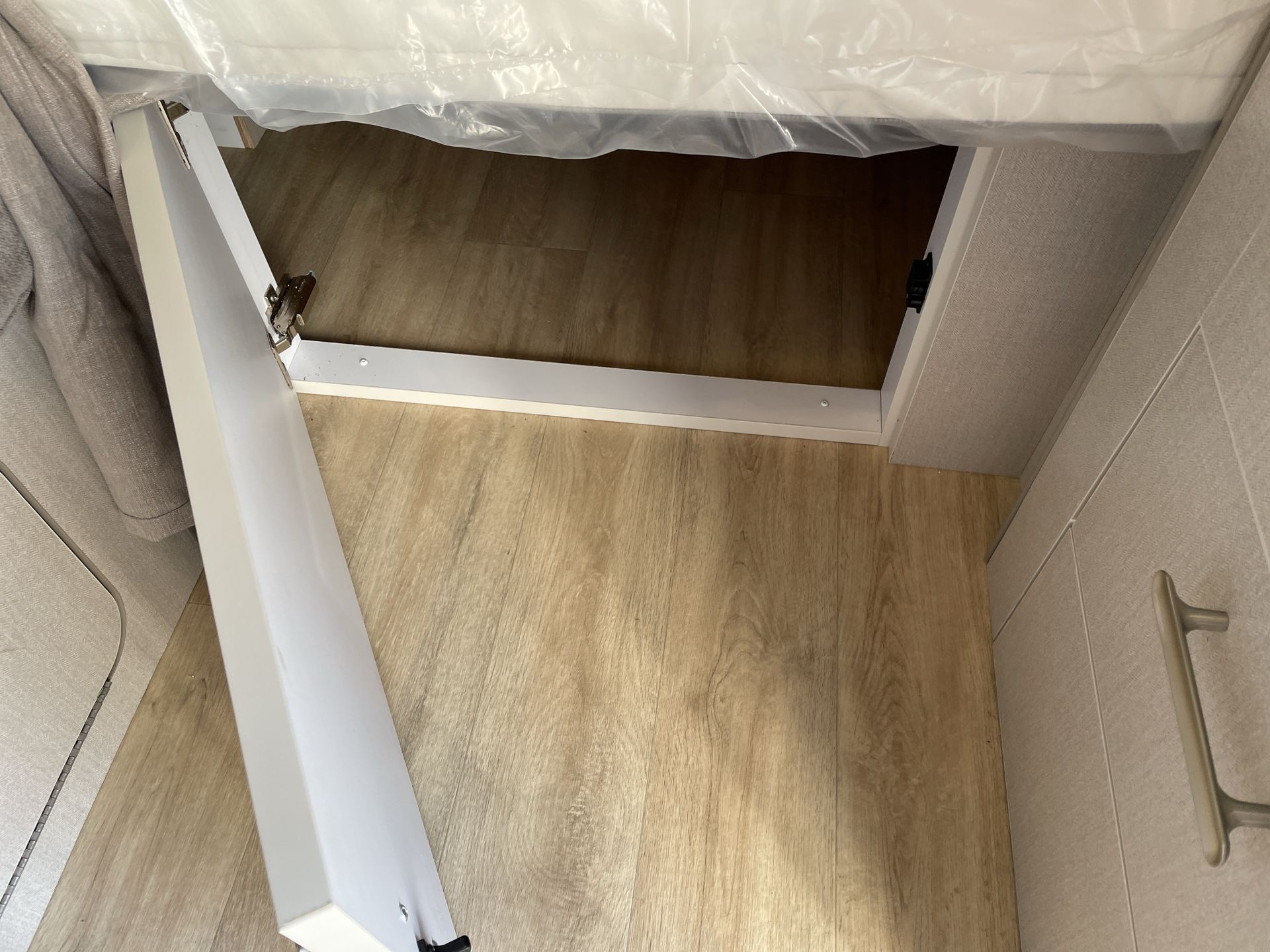 2026 Airstream 20FB Base