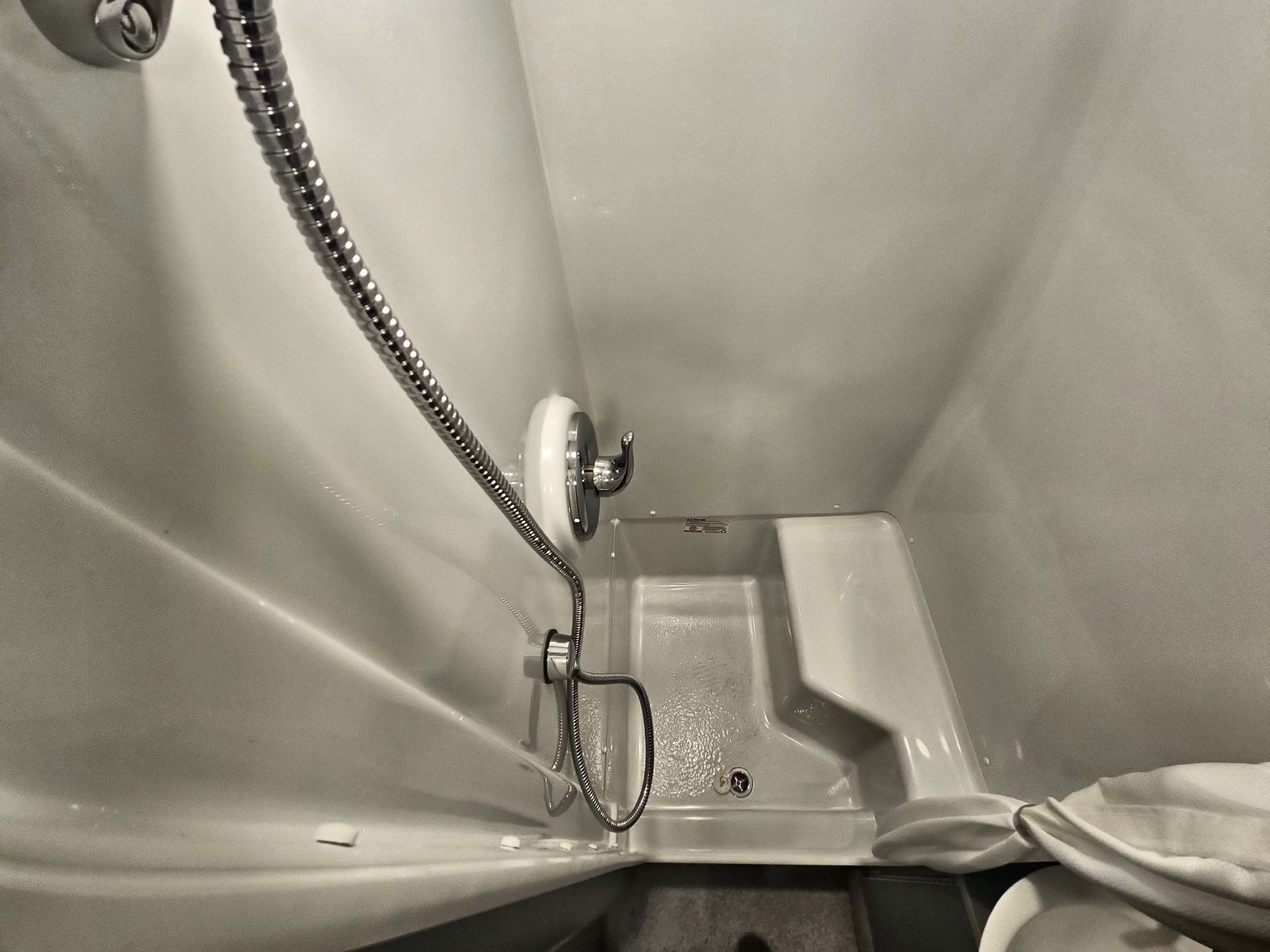 2026 Airstream 22RB Base