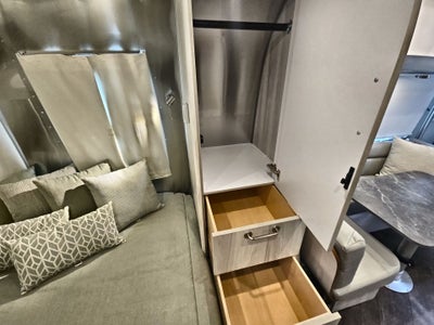 2025 Airstream 23FBQ Base