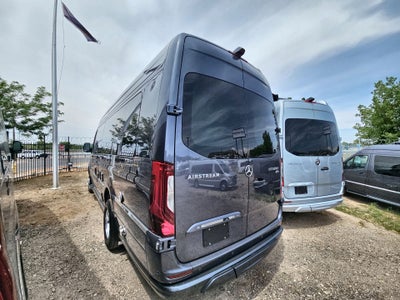 2025 Airstream 24GL Base