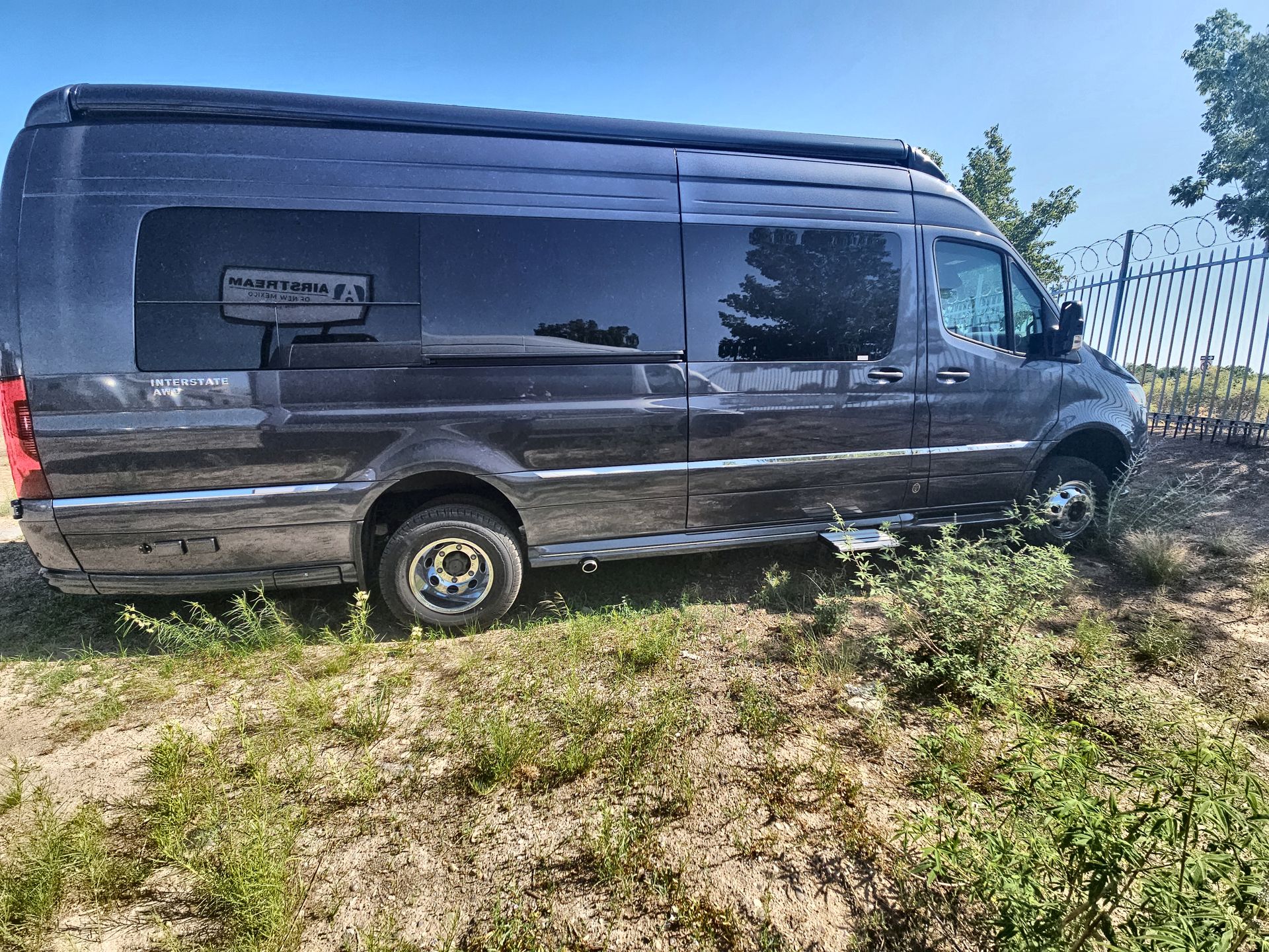 2025 Airstream 24GL Base