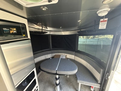 2026 Airstream 20Xe Base