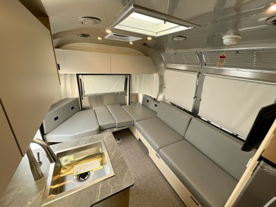 2025 Airstream 25FBT Base