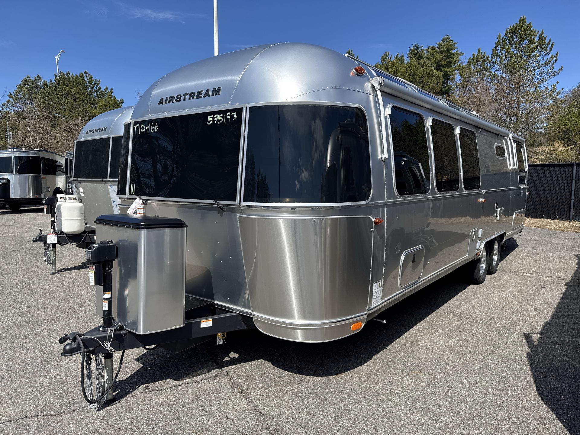 2025 Airstream 30RBT Base