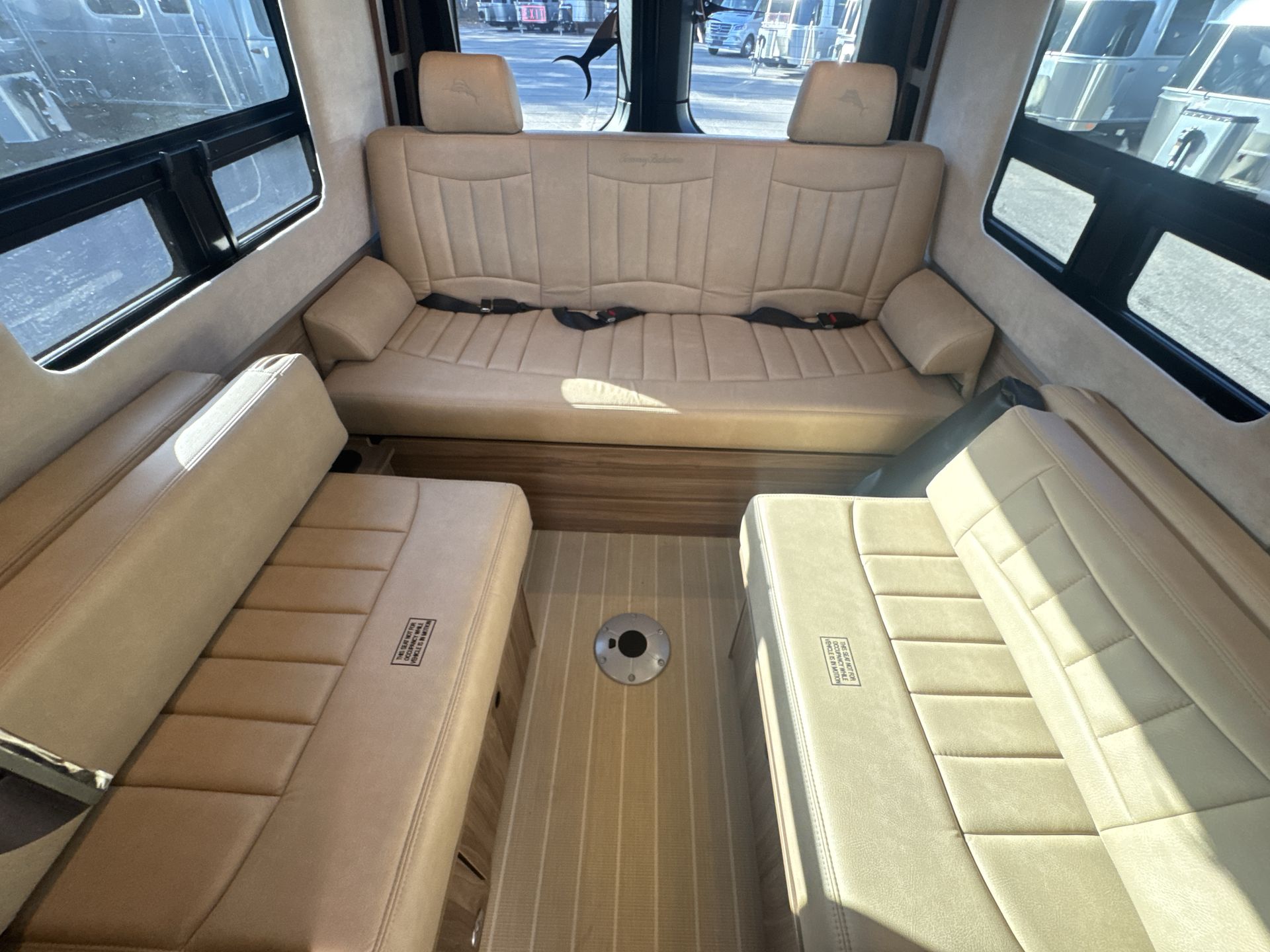 2025 Airstream 24 GL Base