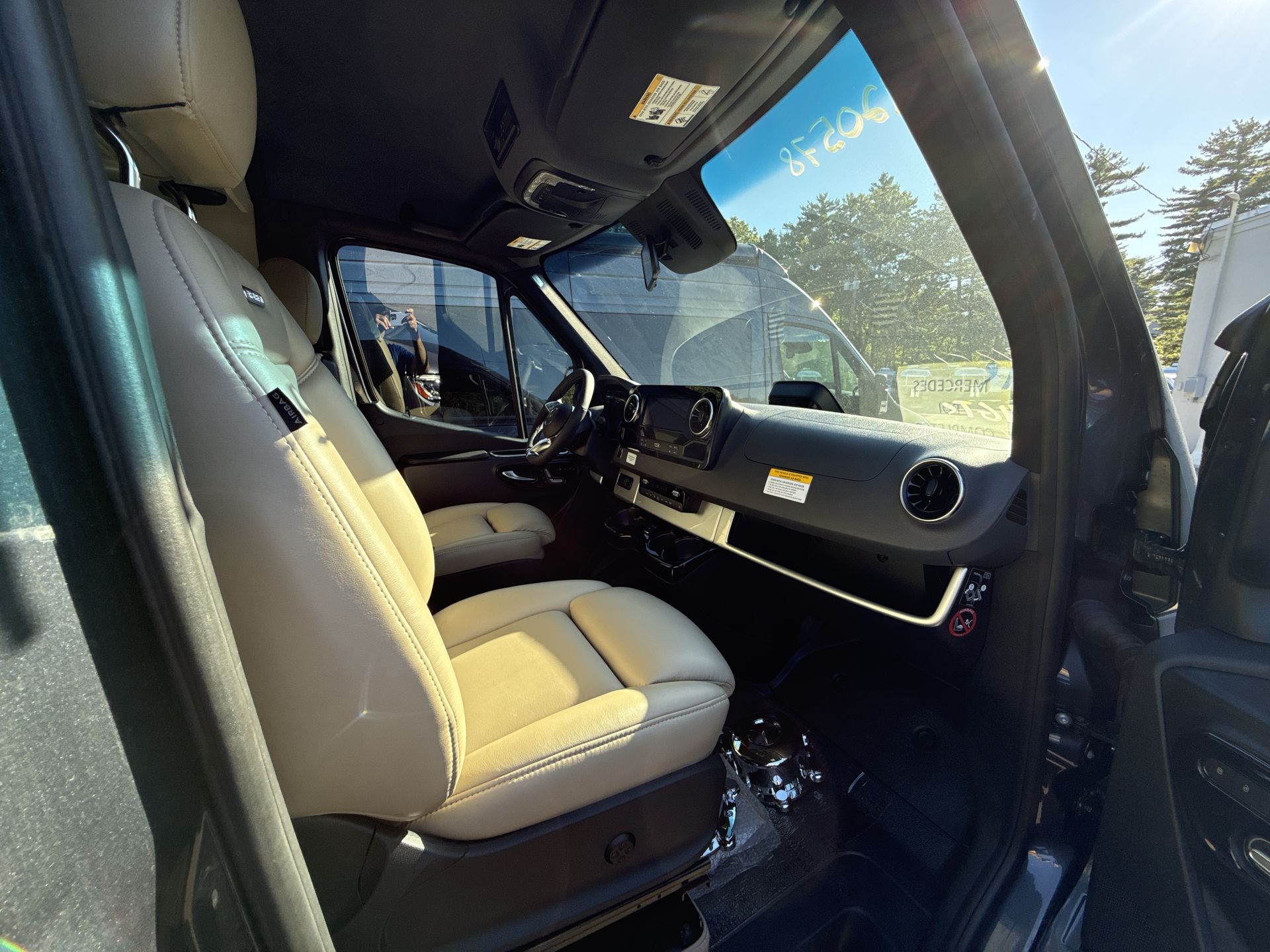 2025 Airstream 24GT Base