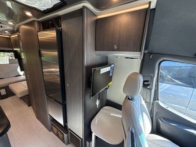2025 Airstream 24GT Base