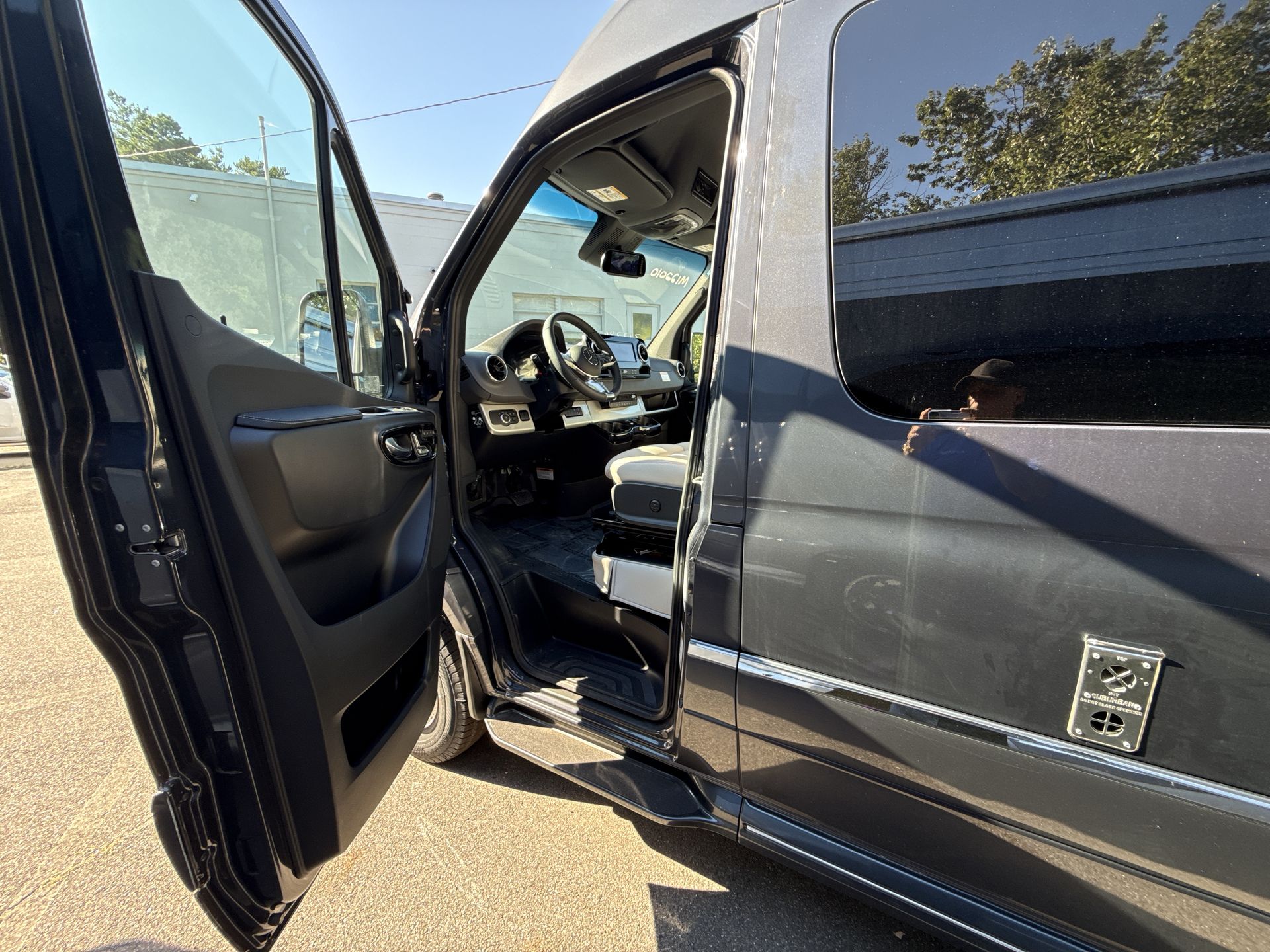 2025 Airstream 24GT Base