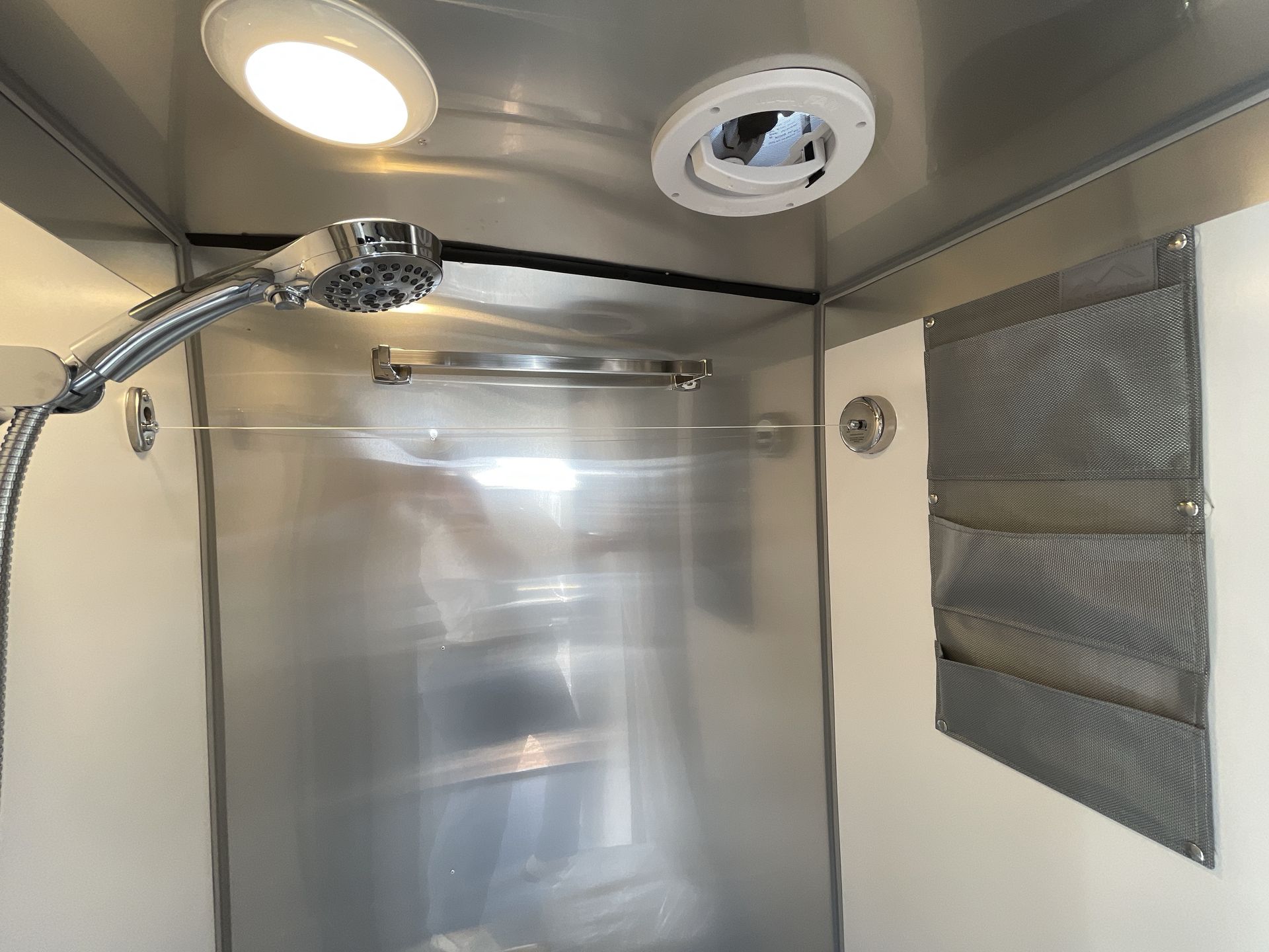 2025 Airstream 16X Base