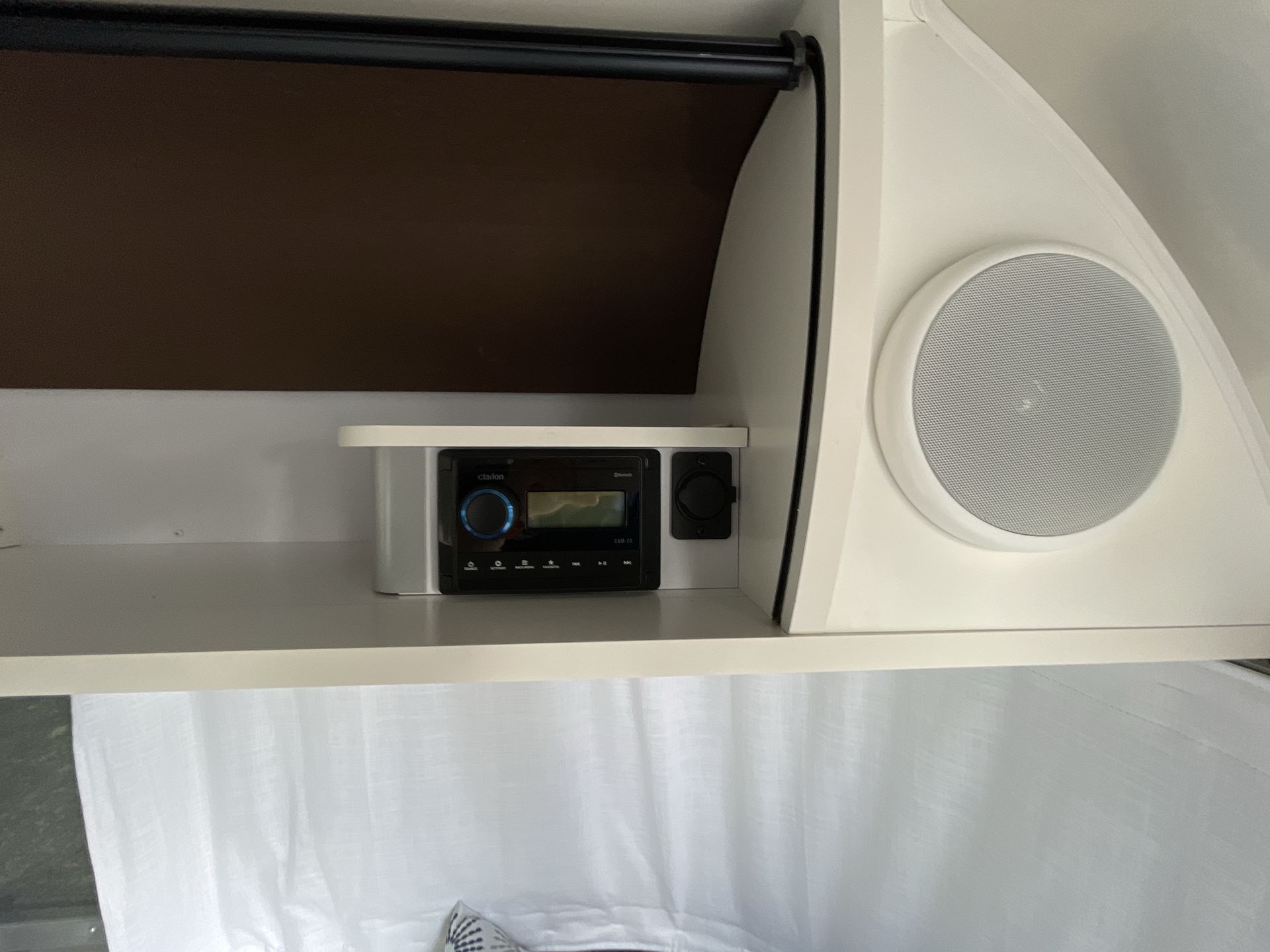 2026 Airstream 16RB Base