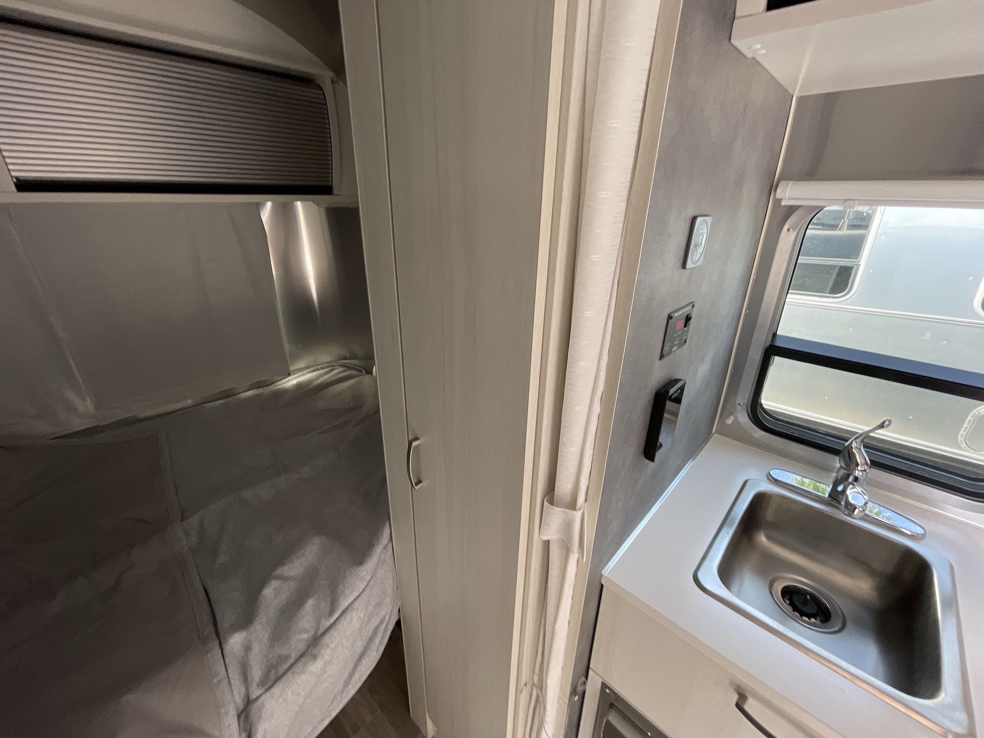 2026 Airstream 16RB Base