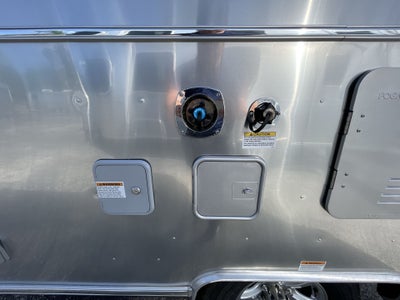 2026 Airstream 16RB Base