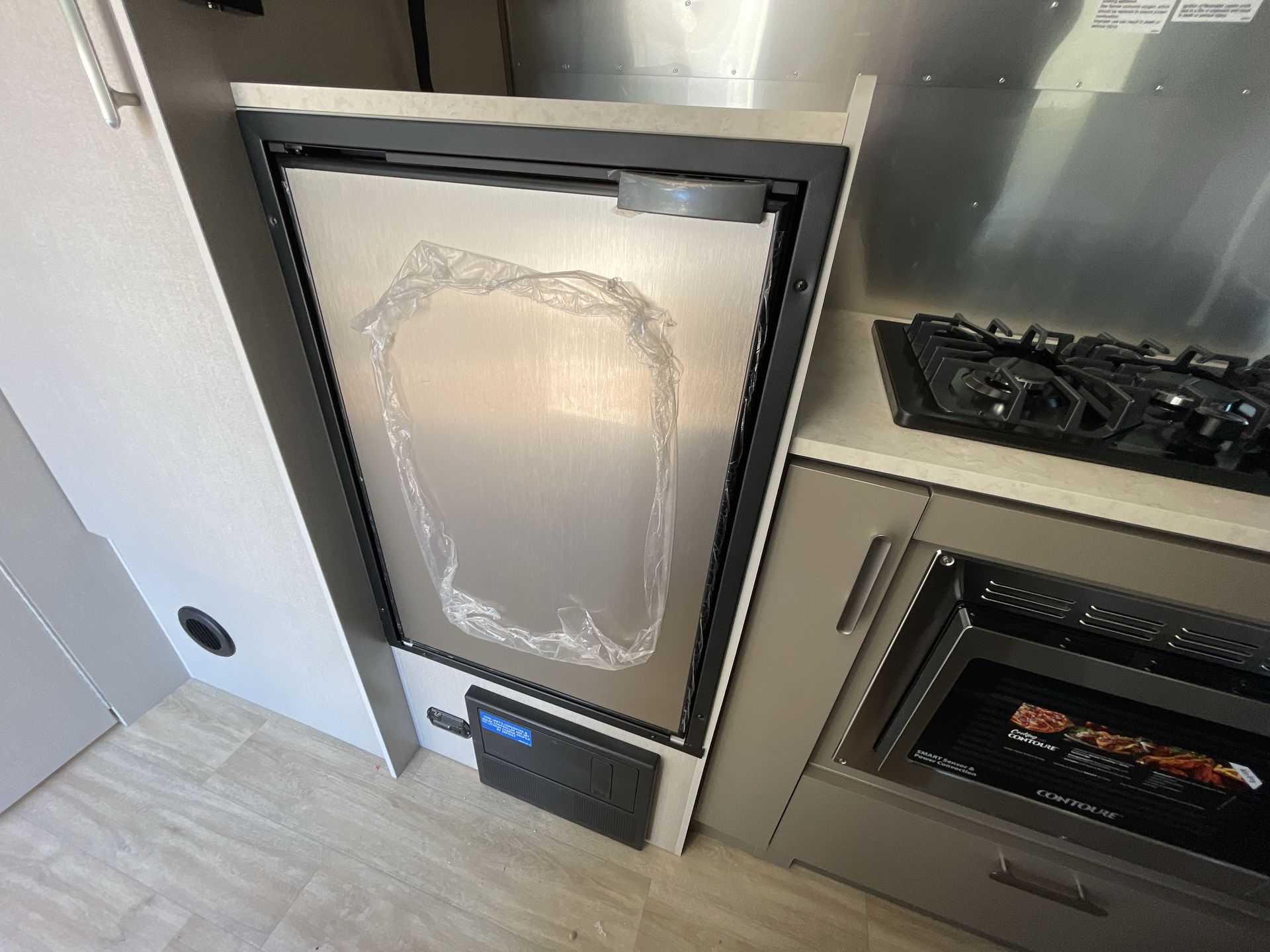 2026 Airstream 22FB Base