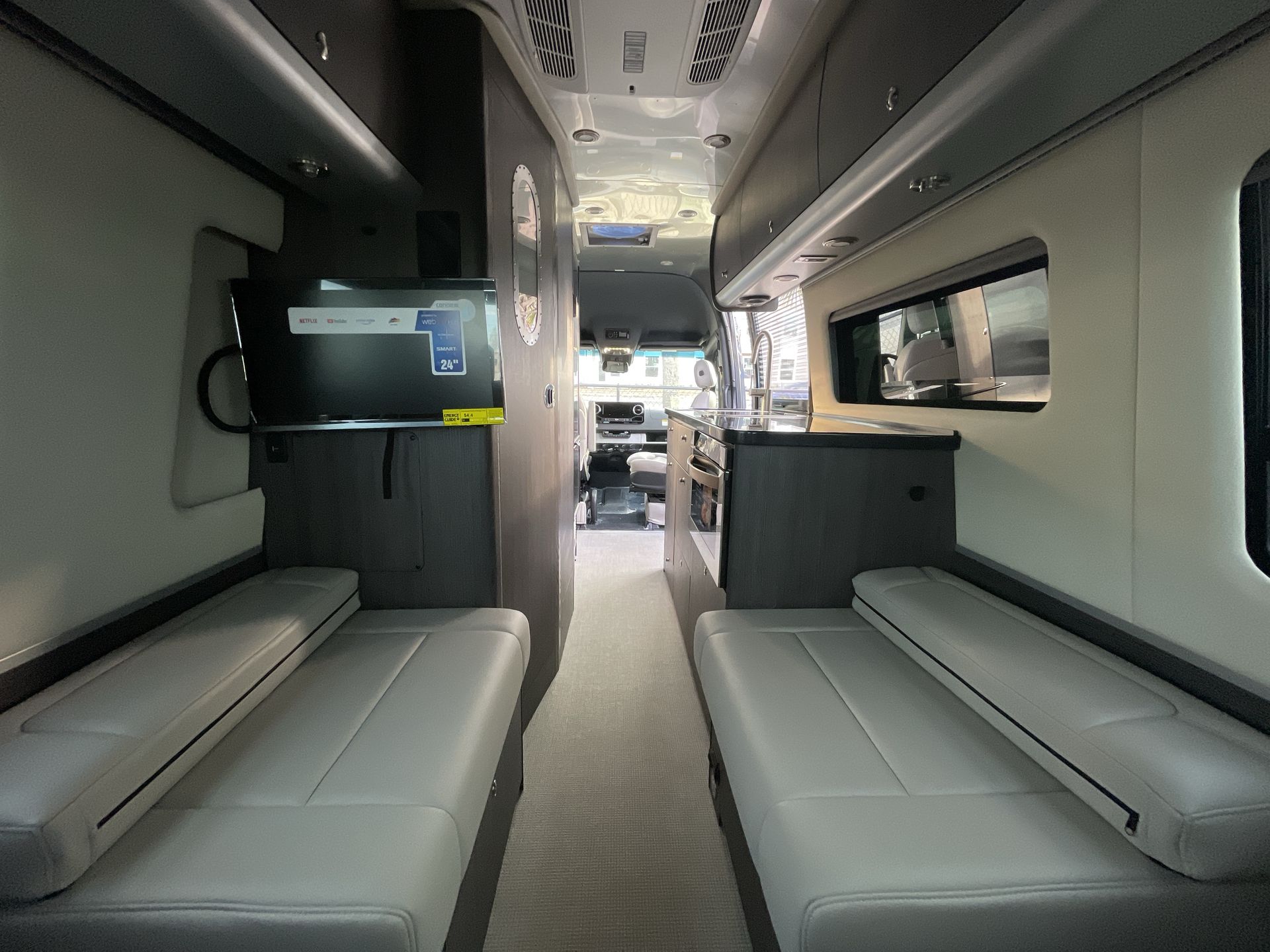 2025 Airstream 24GT Base