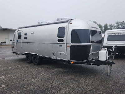 2025 Airstream 25FBT Base