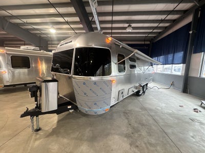 2026 Airstream 28RBT Base