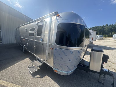 2025 Airstream 30RBQ Base