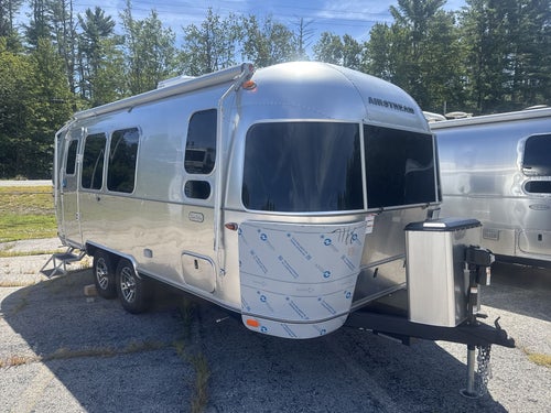 2026 Airstream 23FBT Base