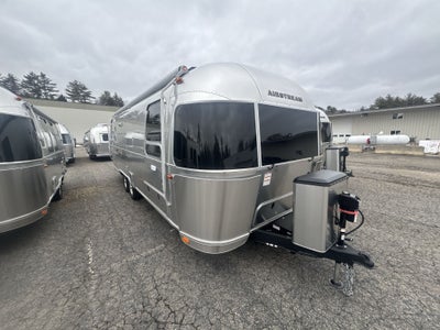2025 Airstream 27FBT Base