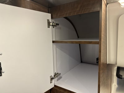 2026 Airstream 27FBT Base