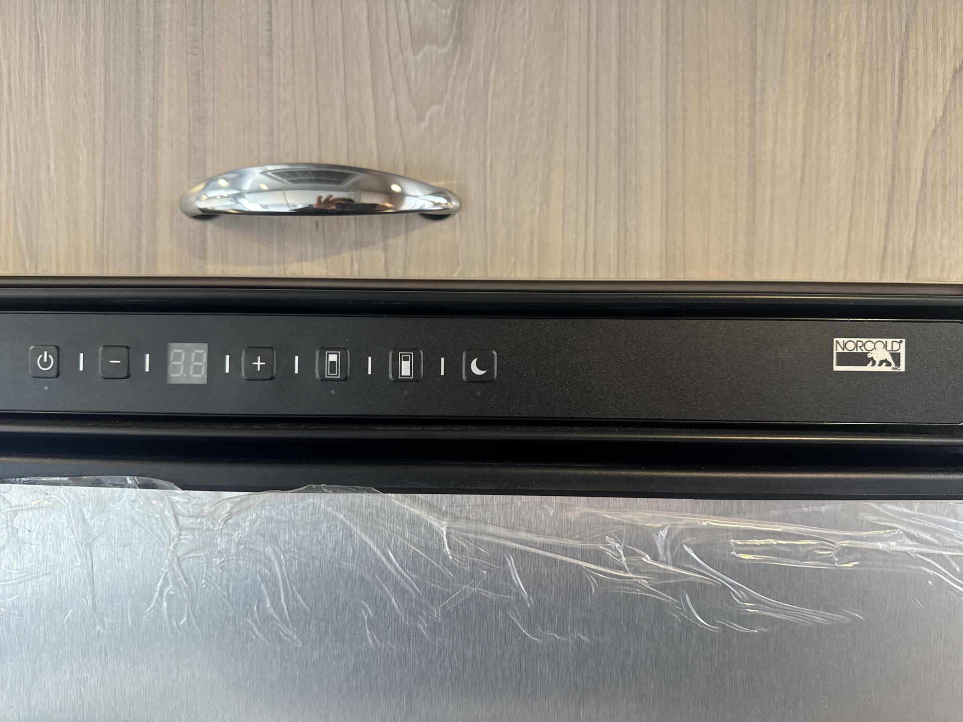 2026 Airstream 27FBT Base