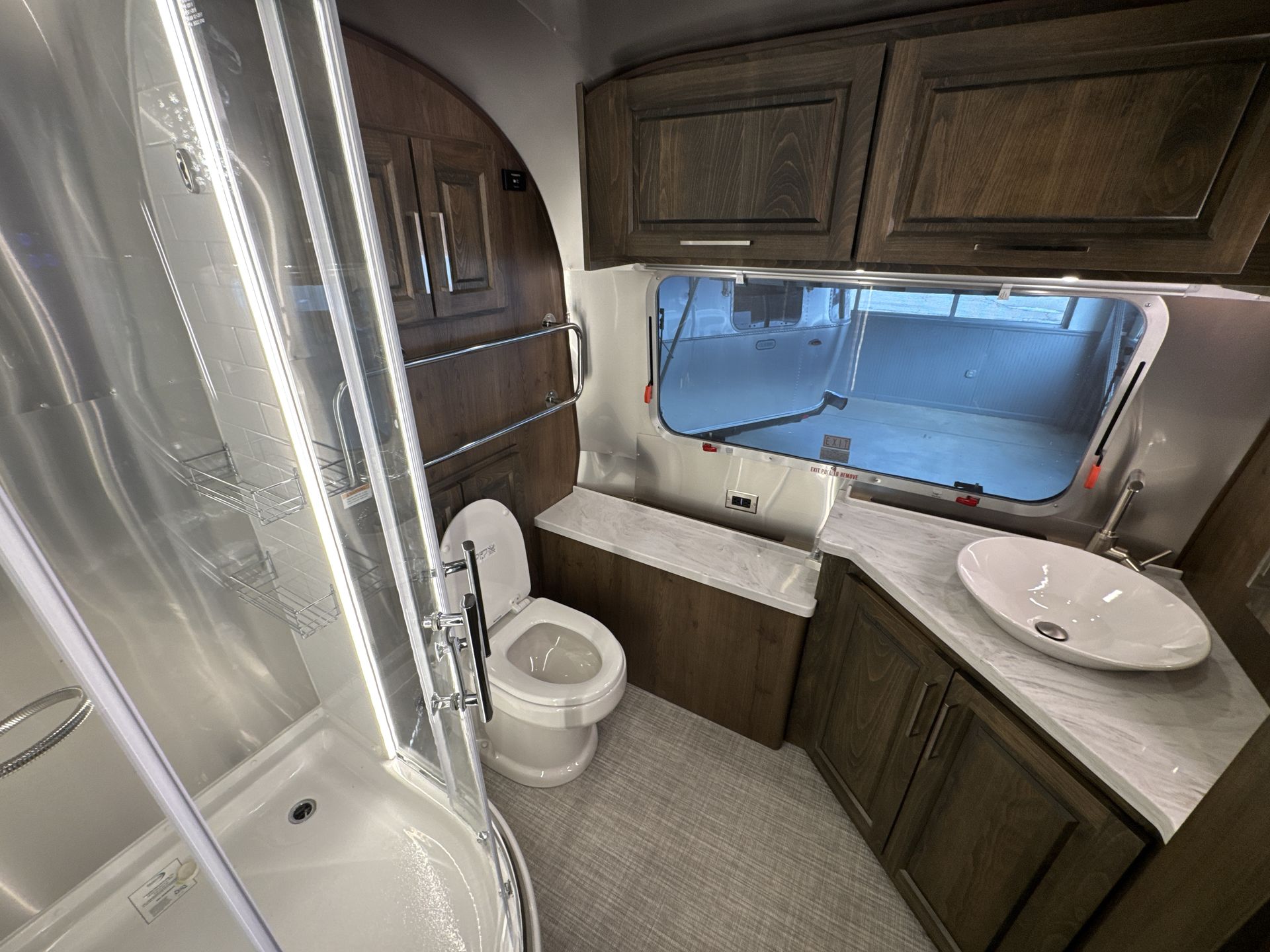 2026 Airstream 33FBT Base
