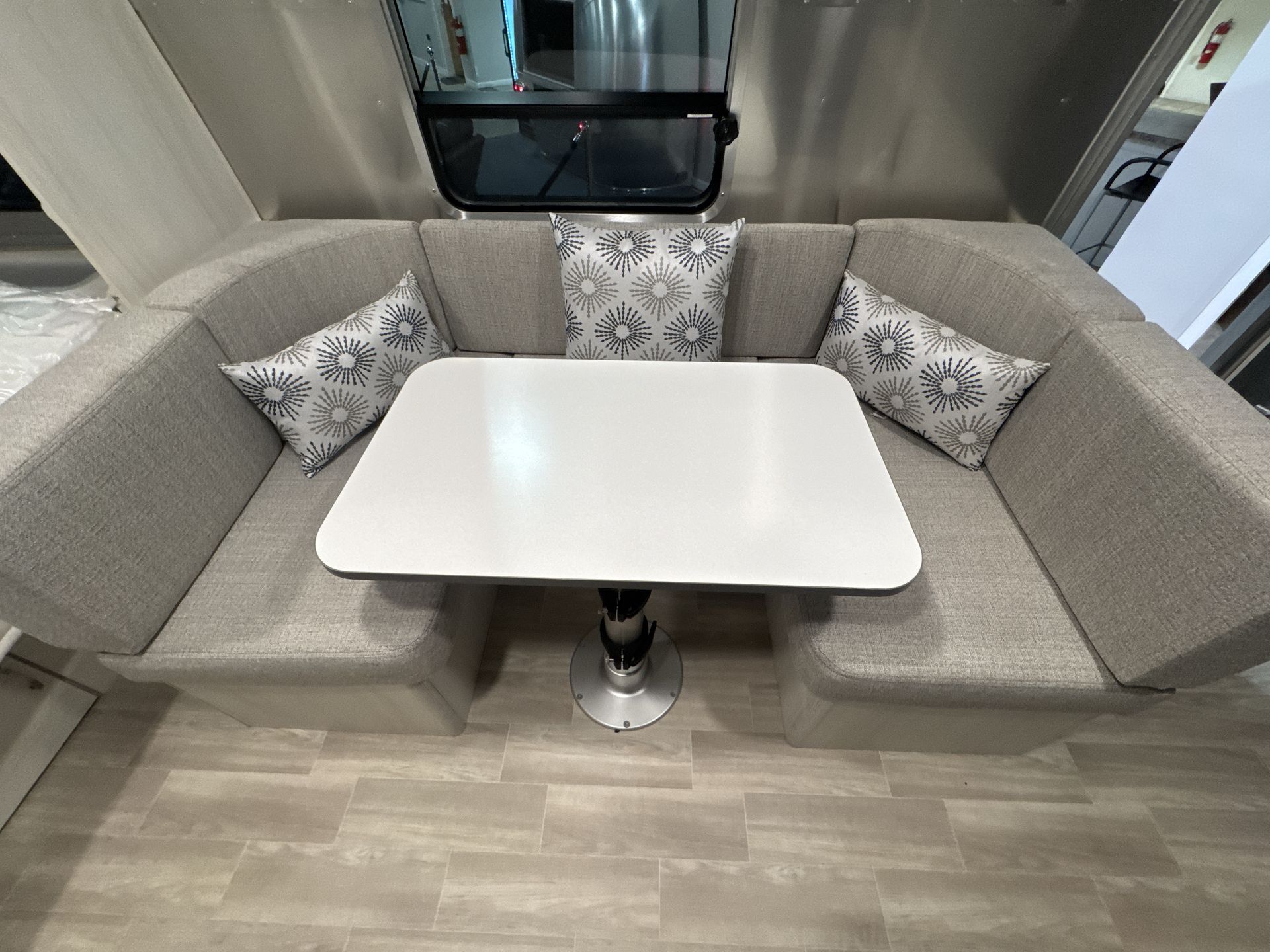 2026 Airstream 22FB Base