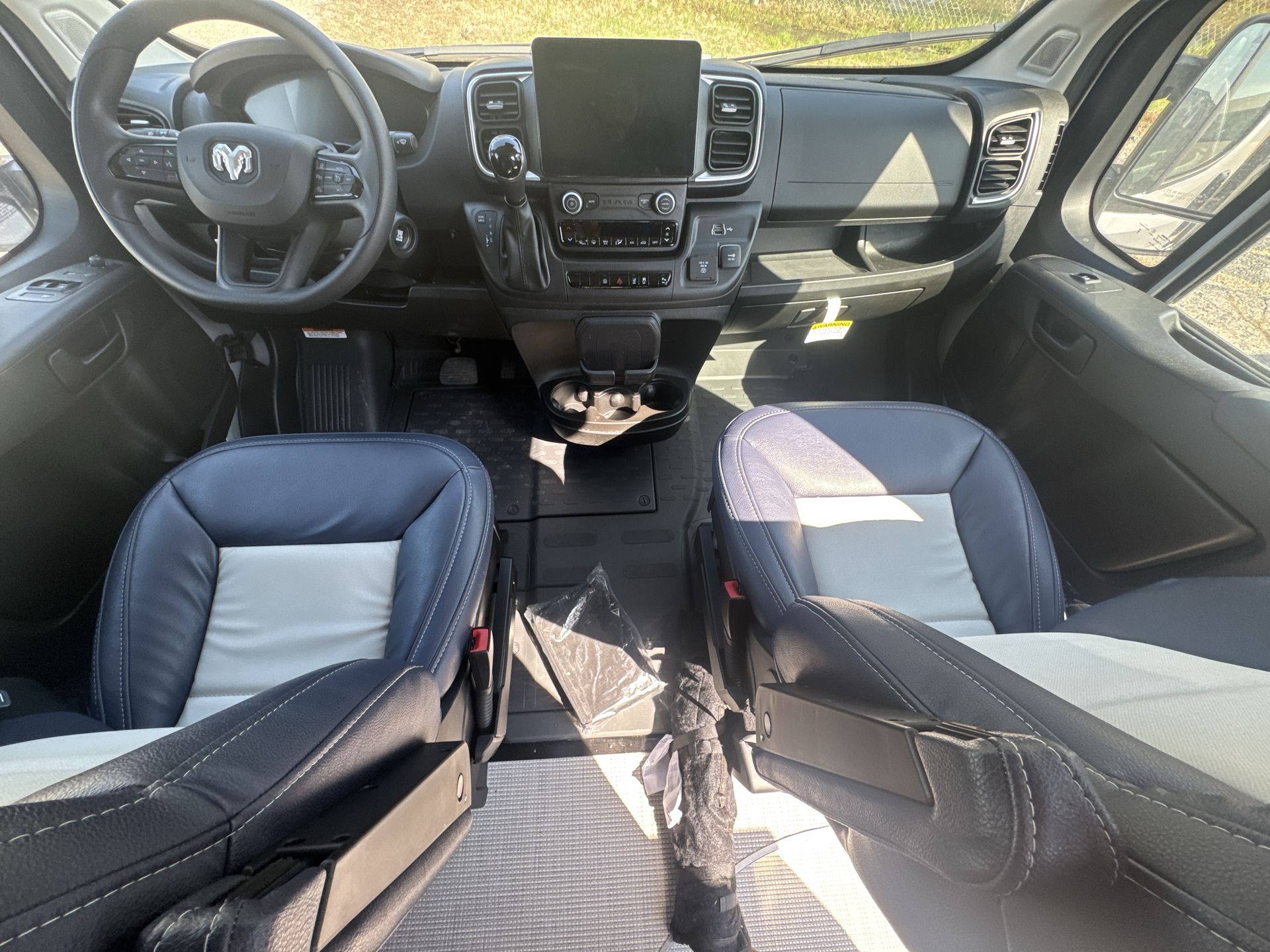 2025 Airstream Rangeline Base