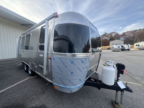 2026 Airstream 23FBT Base