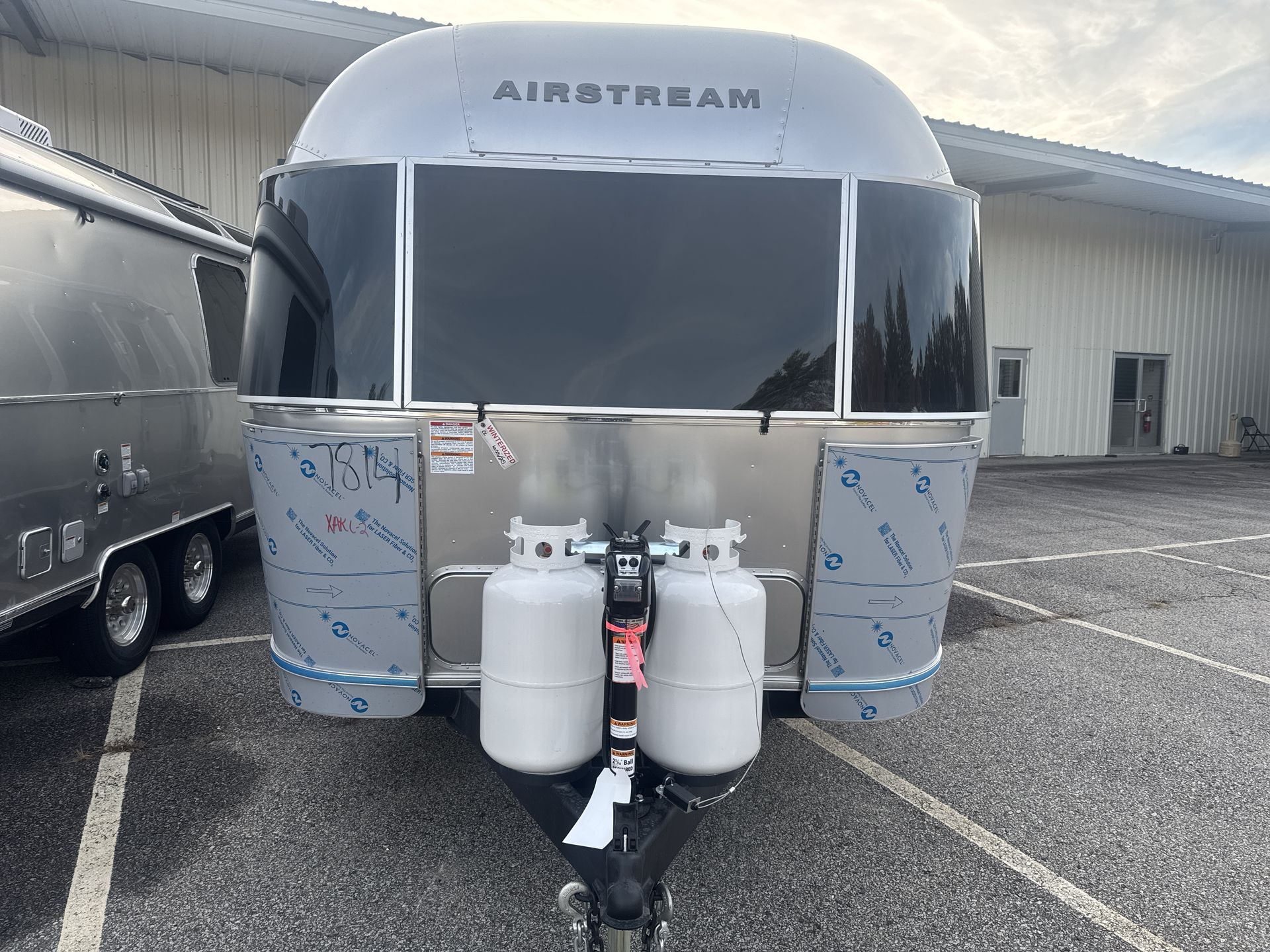 2026 Airstream 23FBT Base