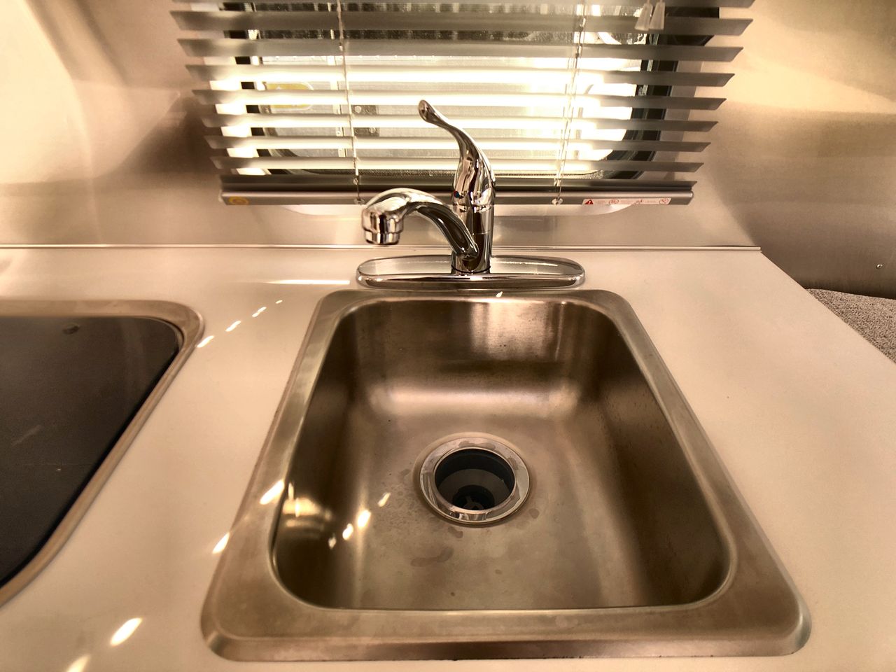 2023 Airstream 19CB Base