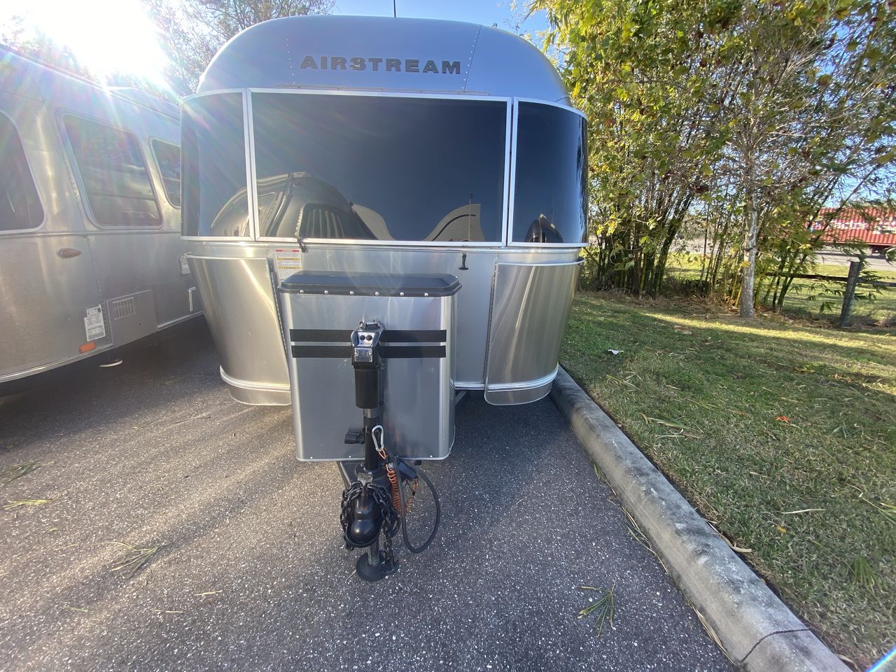 2016 Airstream 19CB Base