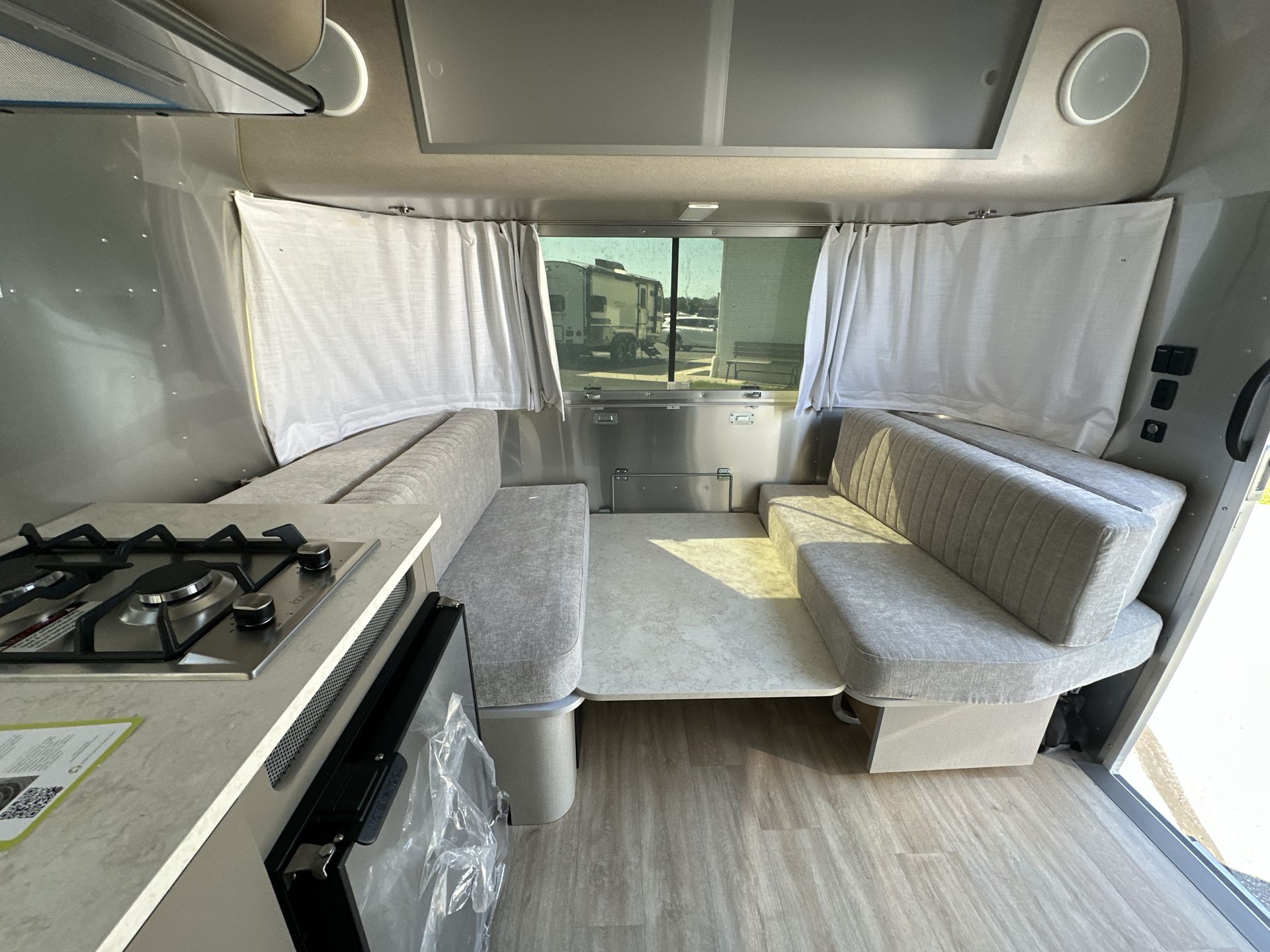 2026 Airstream 16RB Base