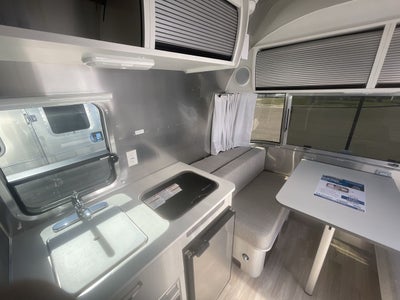 2026 Airstream 16RB Base