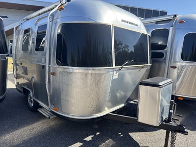 2019 Airstream 16RB Base