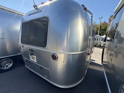 2019 Airstream 16RB Base