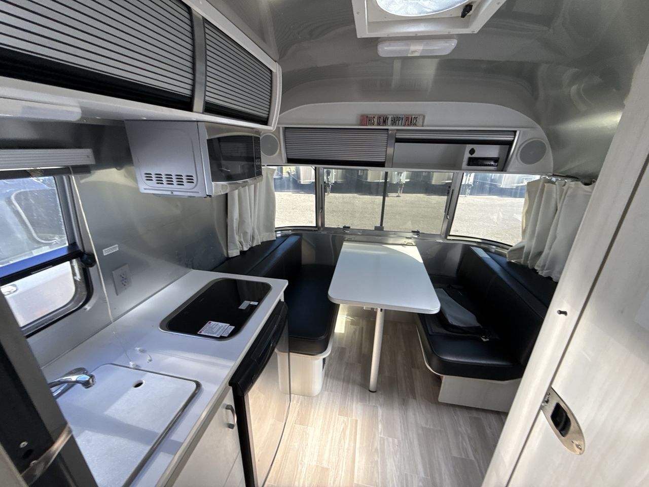 2019 Airstream 16RB Base