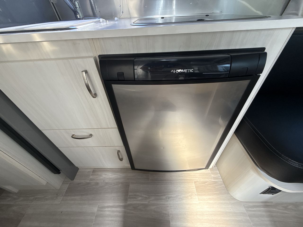 2019 Airstream 16RB Base