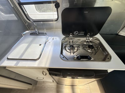 2019 Airstream 16RB Base
