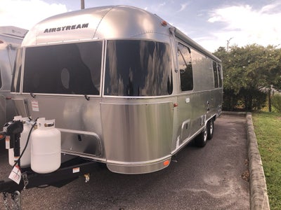 2026 Airstream 25FBT Base