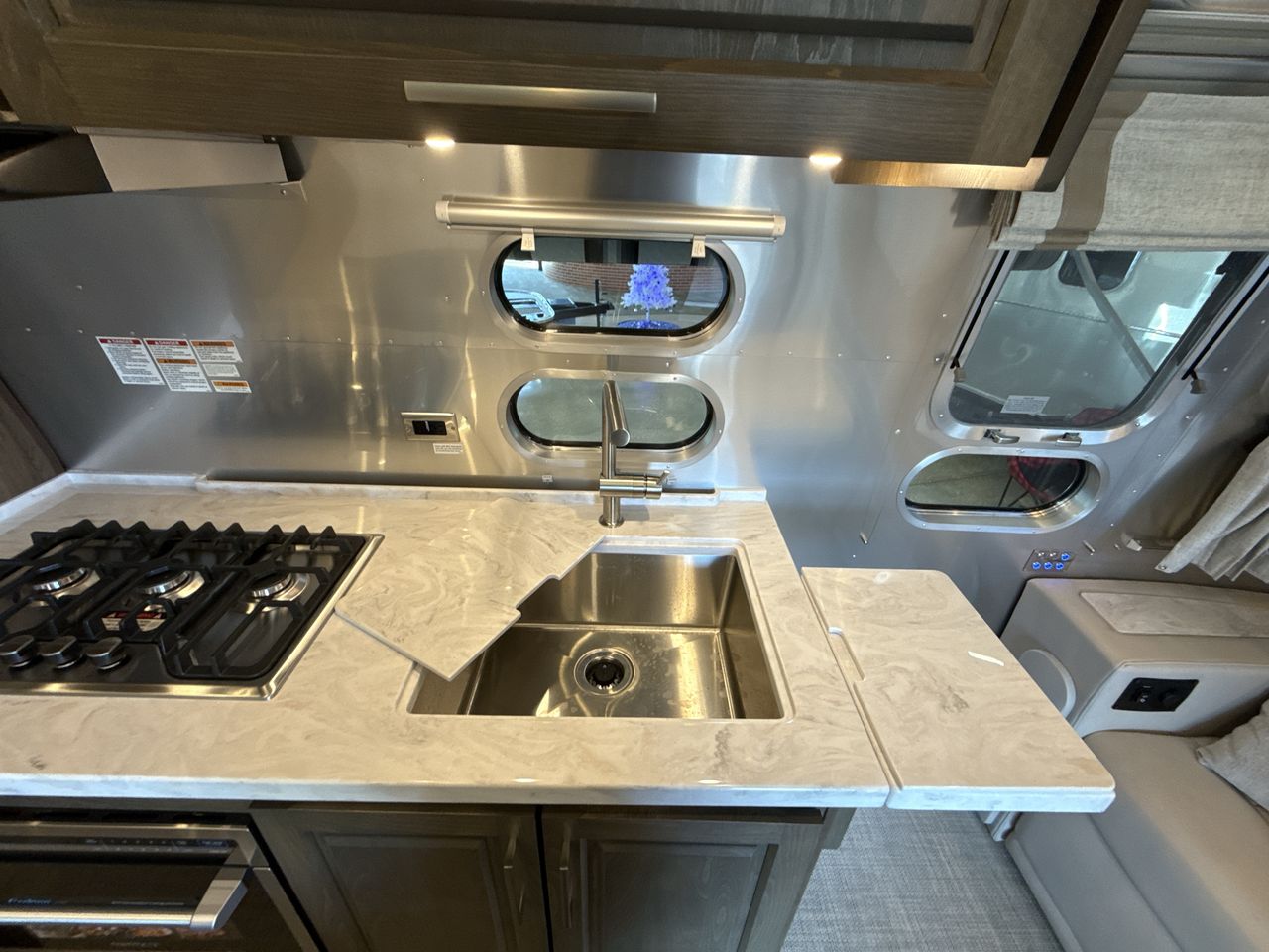 2026 Airstream 28RBQ Base