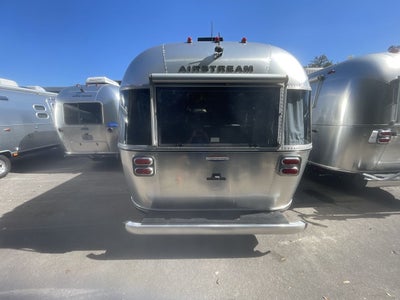 2017 Airstream 25FBQ Base