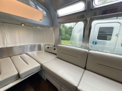 2025 Airstream 25FBT Base