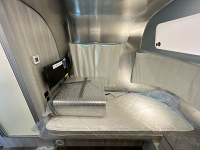 2025 Airstream 25FBT Base