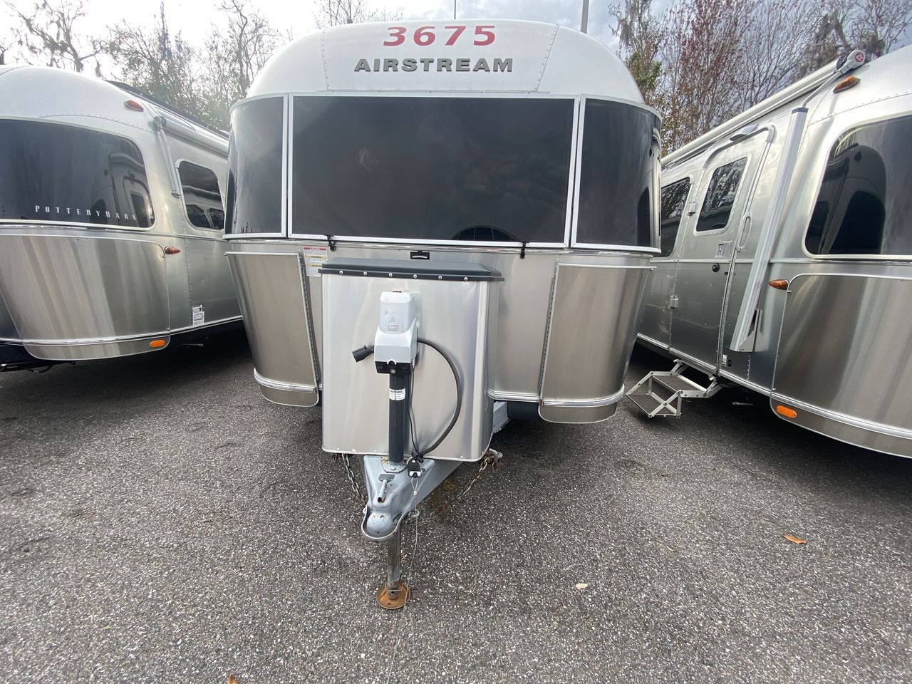 2016 Airstream 28RB (Rear Queen Bed) Base