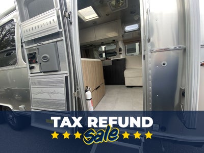 2025 Airstream 28RB Queen Base