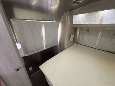 2020 Airstream 28RB (Rear Queen Bed) Base