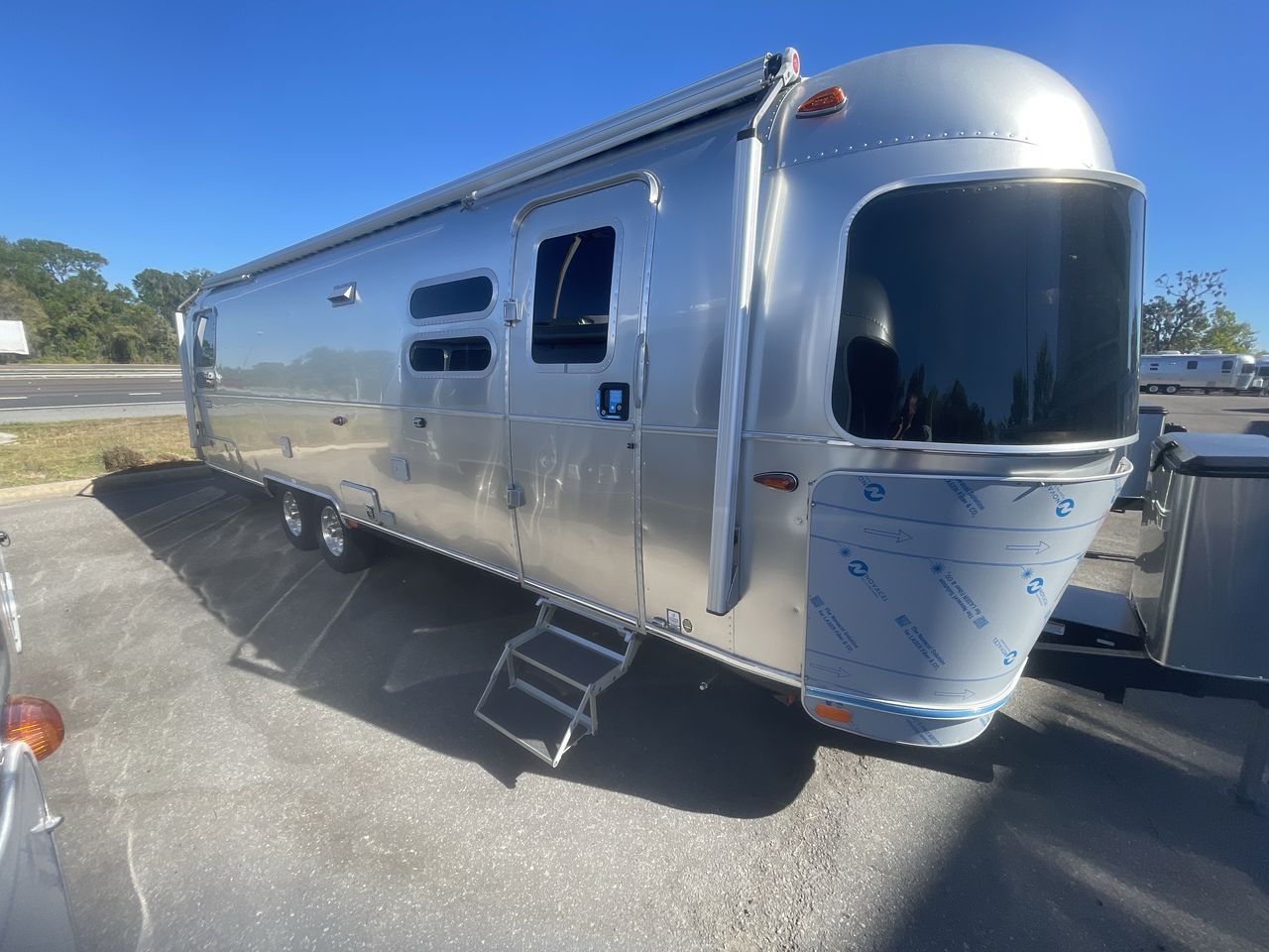 2026 Airstream 30RBT Base